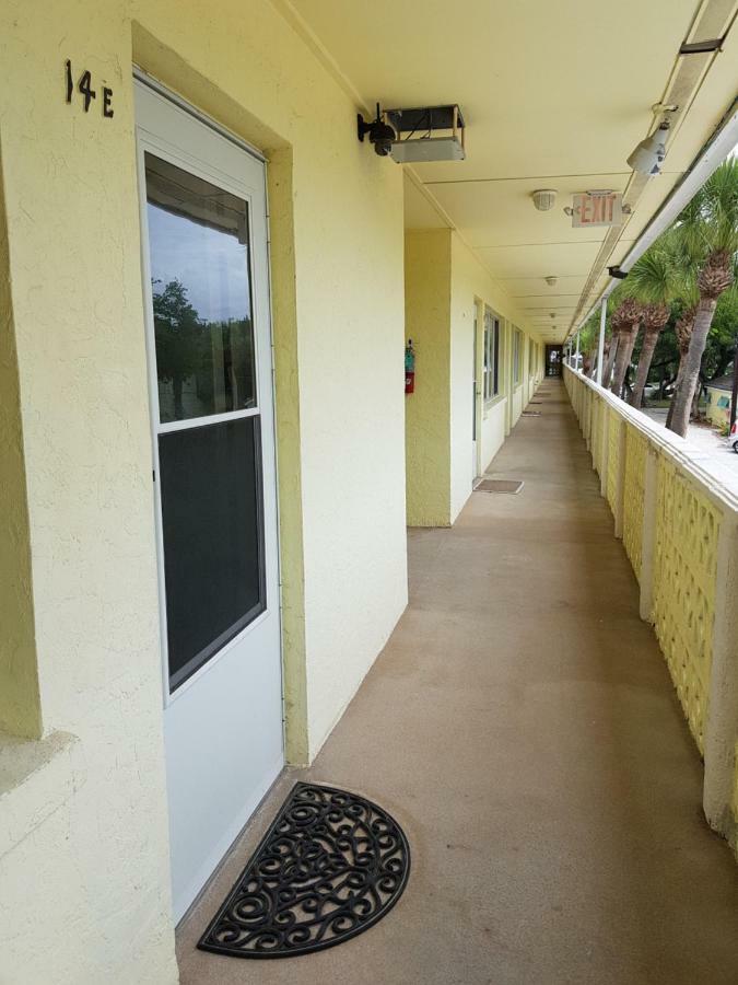 Siesta Key Condo - On The Water ! Exterior photo